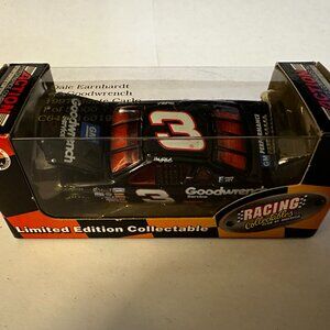 NASCAR 1997 Dale Earnhardt GM Goodwrench 1:64 Diecast